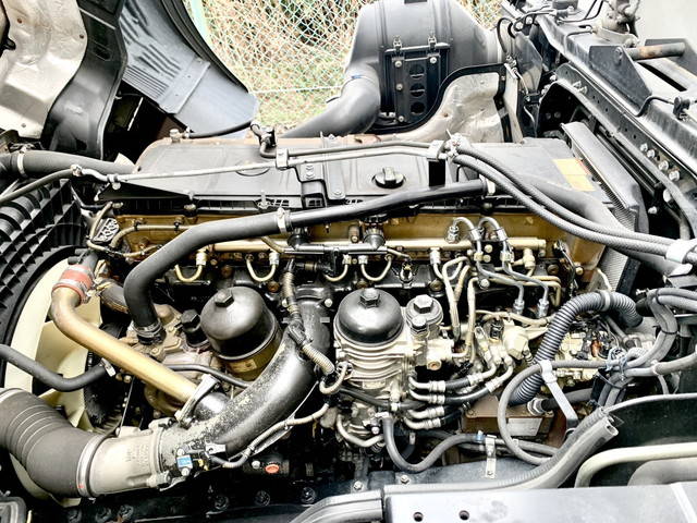 三菱ふそうスーパーグレートパネルウイング大型（10t）[写真18]