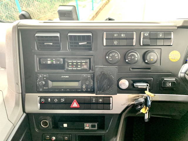 三菱ふそうスーパーグレートパネルウイング大型（10t）[写真31]