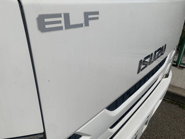 いすゞエルフアルミウイング小型（2t・3t）[写真36]