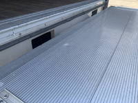 いすゞエルフアルミウイング小型（2t・3t）[写真39]