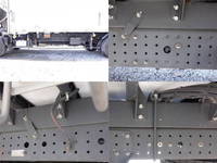 三菱ふそうキャンターアルミウイング小型（2t・3t）[写真13]