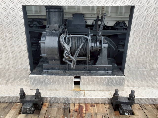 三菱ふそうスーパーグレートセルフローダー大型（10t）[写真10]