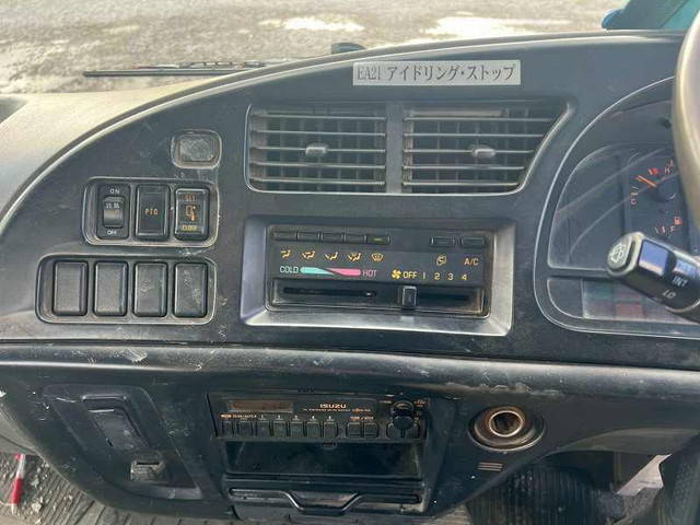 いすゞフォワードクレーン4段中型（4t）[写真37]