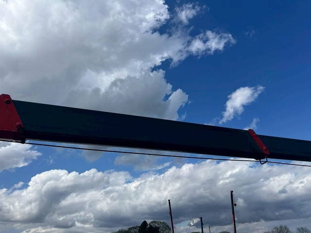 いすゞフォワードクレーン3段中型（4t）[写真15]