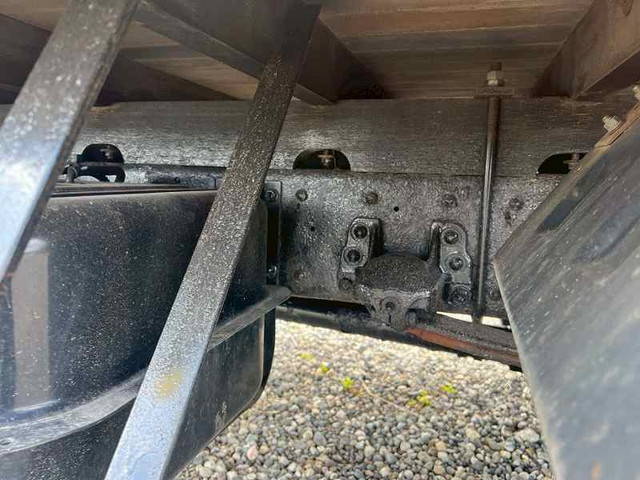 いすゞフォワードクレーン3段中型（4t）[写真27]