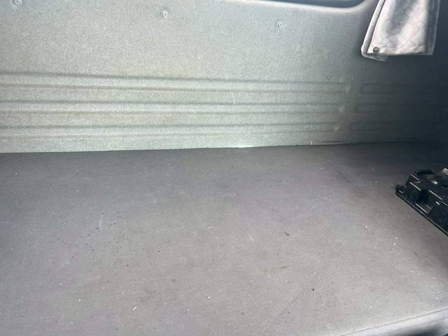 いすゞフォワードクレーン3段中型（4t）[写真37]