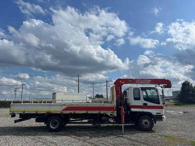 いすゞフォワードクレーン3段中型（4t）[写真05]