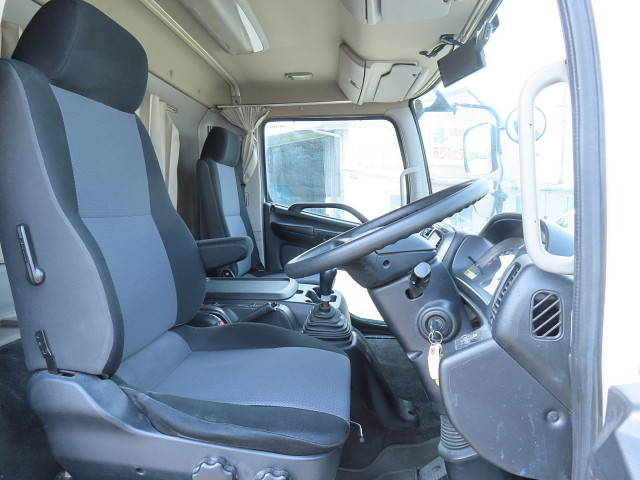 日野レンジャーアルミウイング増トン（6t・8t）[写真23]