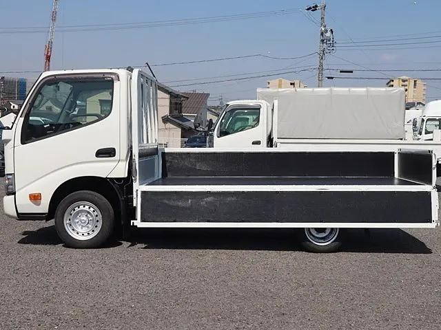 トヨタダイナ平ボディ小型（2t・3t）[写真10]