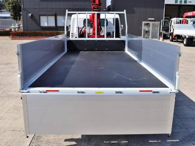 三菱ふそうキャンタークレーン4段小型（2t・3t）[写真16]