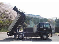 いすゞフォワードダンプ中型（4t）[写真11]