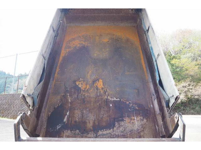 いすゞフォワードダンプ中型（4t）[写真24]