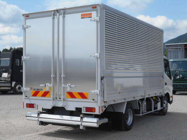 日野デュトロアルミウイング小型（2t・3t）[写真02]