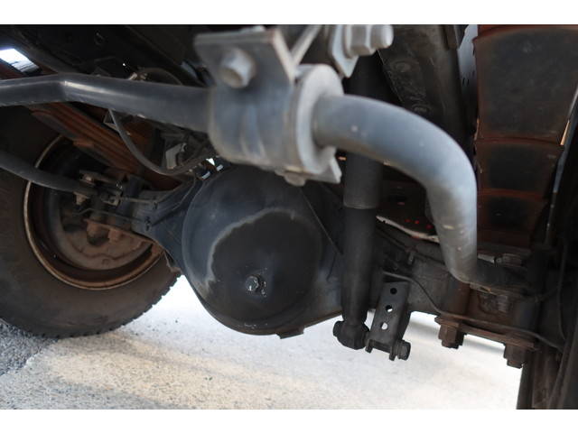 いすゞエルフクレーン3段小型（2t・3t）[写真10]