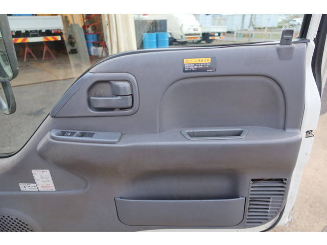 いすゞエルフクレーン3段小型（2t・3t）[写真27]