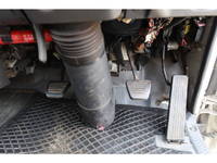 いすゞエルフクレーン3段小型（2t・3t）[写真28]