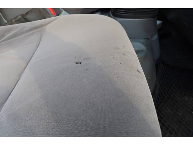 いすゞエルフクレーン3段小型（2t・3t）[写真30]