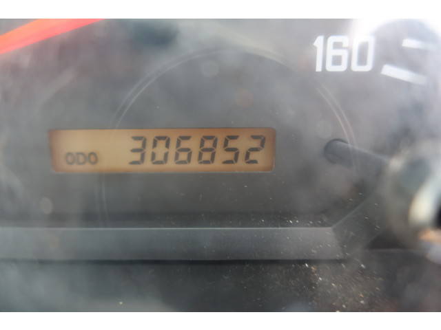 いすゞエルフクレーン3段小型（2t・3t）[写真37]