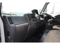 いすゞエルフクレーン3段小型（2t・3t）[写真38]