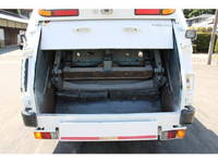 日野デュトロパッカー車（塵芥車）小型（2t・3t）[写真12]