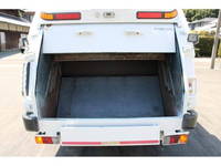 日野デュトロパッカー車（塵芥車）小型（2t・3t）[写真13]