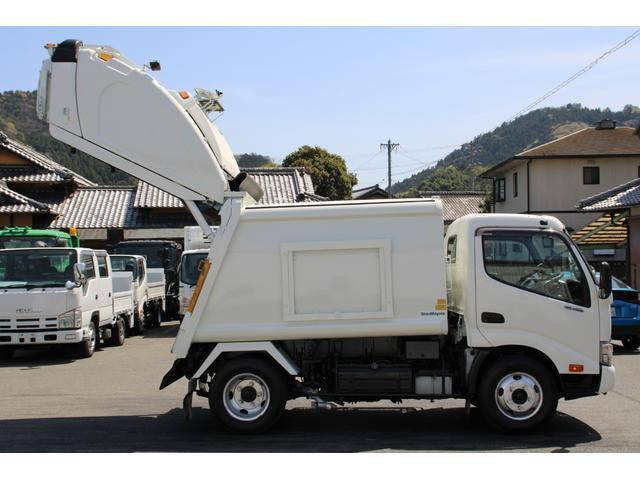 日野デュトロパッカー車（塵芥車）小型（2t・3t）[写真20]