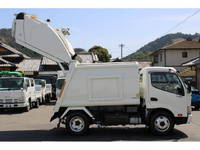 日野デュトロパッカー車（塵芥車）小型（2t・3t）[写真21]