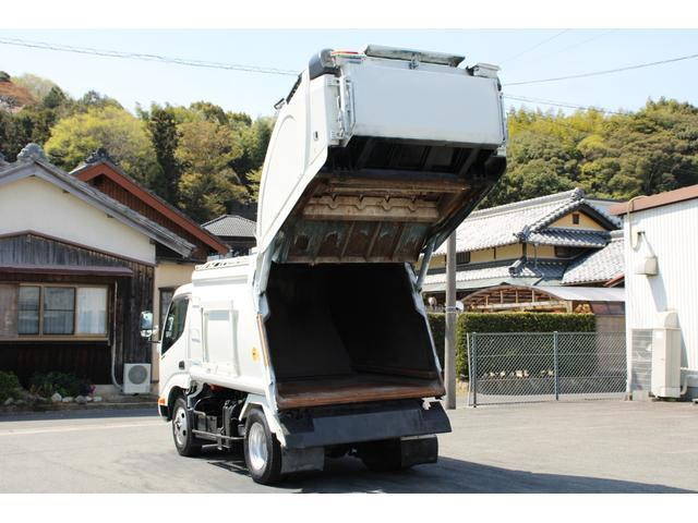 日野デュトロパッカー車（塵芥車）小型（2t・3t）[写真21]