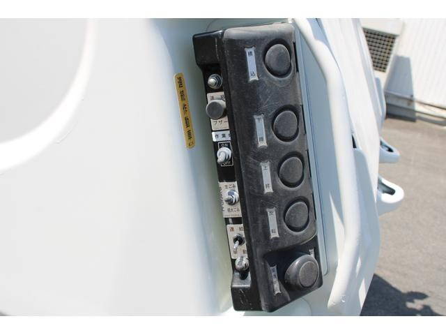 日野デュトロパッカー車（塵芥車）小型（2t・3t）[写真26]