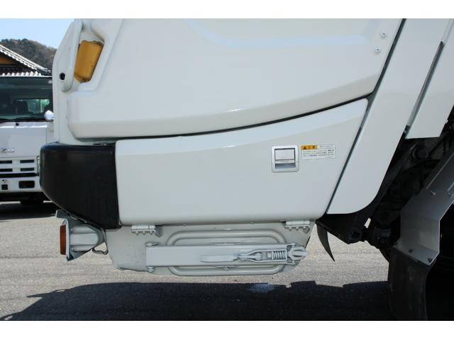 日野デュトロパッカー車（塵芥車）小型（2t・3t）[写真27]