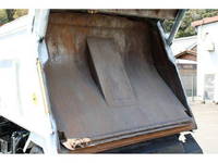 日野デュトロパッカー車（塵芥車）小型（2t・3t）[写真30]