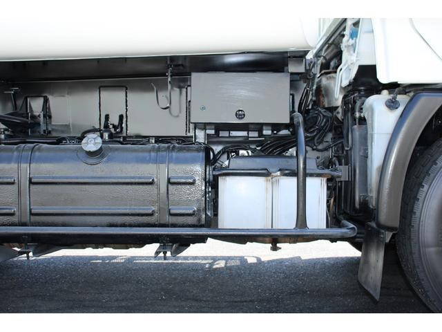 日野デュトロパッカー車（塵芥車）小型（2t・3t）[写真32]