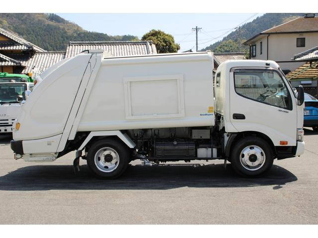 日野デュトロパッカー車（塵芥車）小型（2t・3t）[写真05]