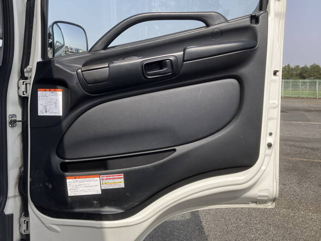 日野レンジャークレーン3段中型（4t）[写真28]