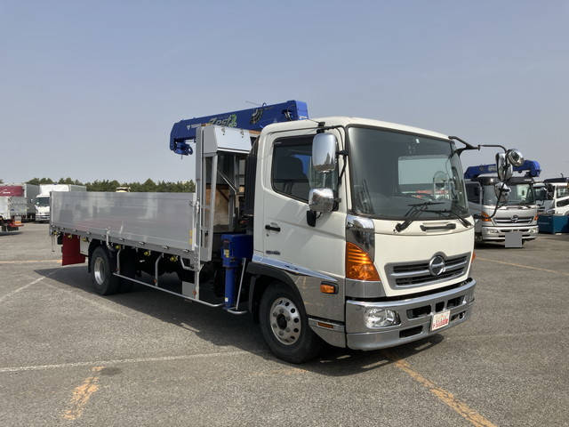 日野レンジャークレーン3段中型（4t）[写真03]