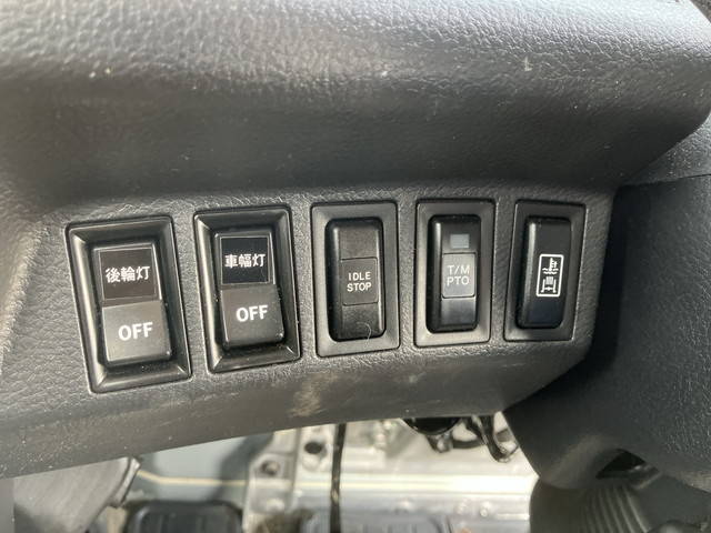 日野レンジャークレーン3段中型（4t）[写真37]