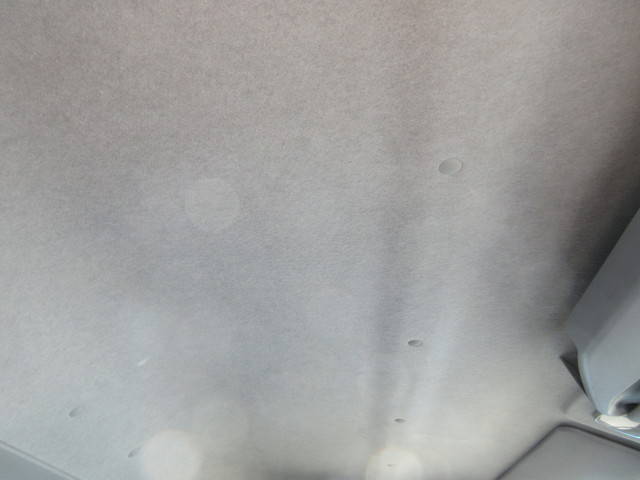 三菱ふそうキャンターアルミウイング小型（2t・3t）[写真10]