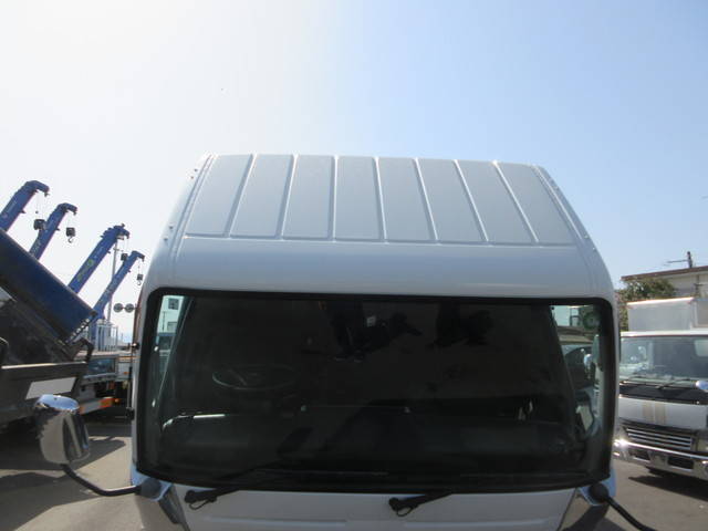 三菱ふそうキャンターアルミウイング小型（2t・3t）[写真18]