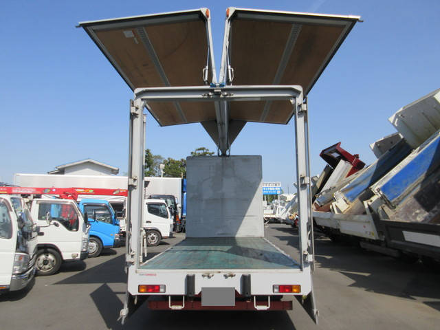 三菱ふそうキャンターアルミウイング小型（2t・3t）[写真25]