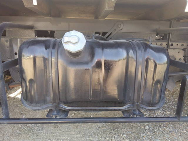 いすゞエルフ平ボディ小型（2t・3t）[写真37]