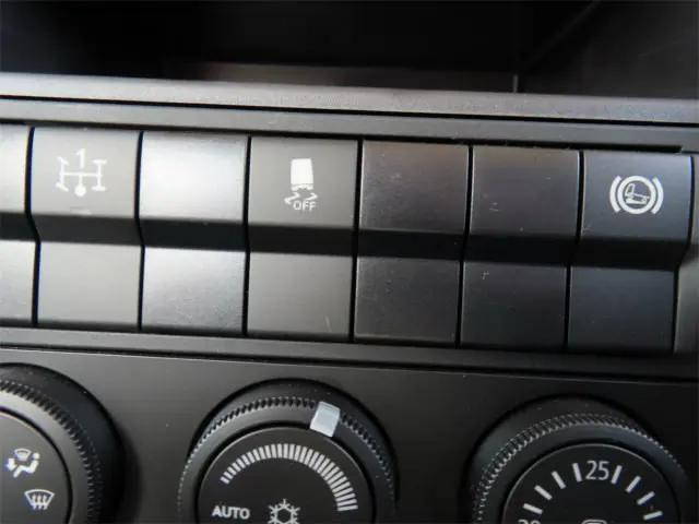 三菱ふそうファイターコンテナ専用車中型（4t）[写真13]