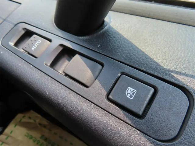 三菱ふそうファイターコンテナ専用車中型（4t）[写真17]