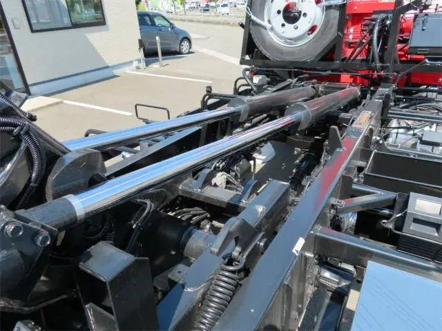 三菱ふそうファイターコンテナ専用車中型（4t）[写真25]