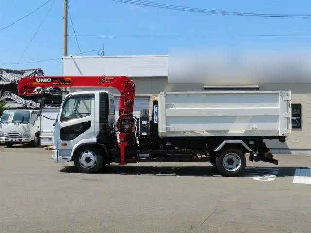 三菱ふそうファイターコンテナ専用車中型（4t）[写真03]