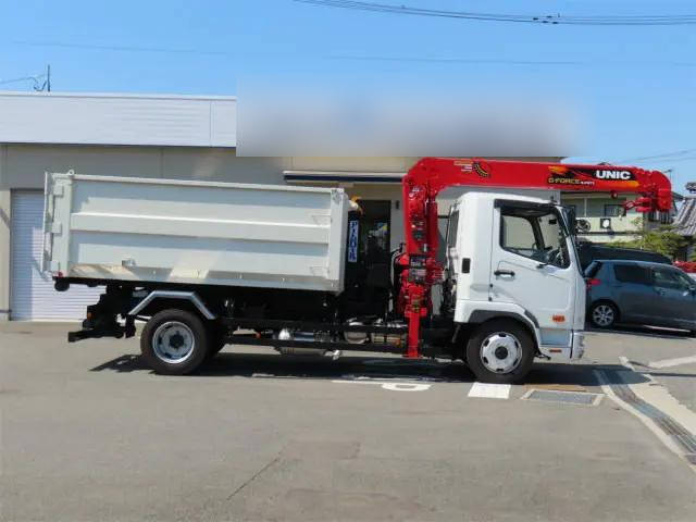 三菱ふそうファイターコンテナ専用車中型（4t）[写真04]