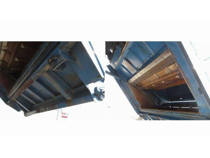 日野レンジャーパッカー車（塵芥車）中型（4t）[写真21]