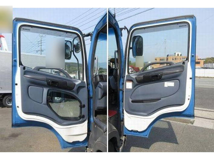 日野レンジャーパッカー車（塵芥車）中型（4t）[写真33]