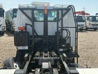 いすゞエルフコンテナ専用車小型（2t・3t）[写真07]