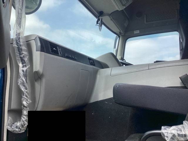 三菱ふそうスーパーグレートアルミウイング大型（10t）[写真28]