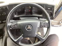 三菱ふそうスーパーグレートアルミウイング大型（10t）[写真30]